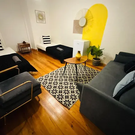 Хостел Luxury In Centre, Location Лиссабон