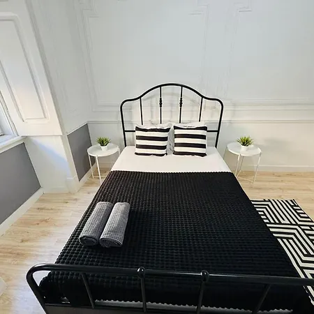 호스텔 Luxury In Centre, Location *