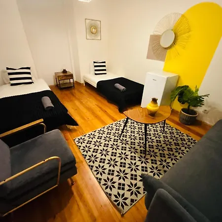 호스텔 Luxury In Centre, Location *