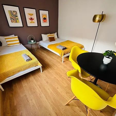 Luxury In Centre, Location 호스텔